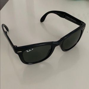 Foldable Polarized Ray-Ban Wayfarer Classic